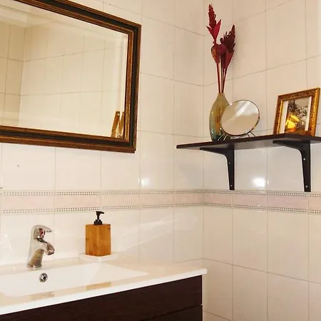 Spacious Apartment Lisbon