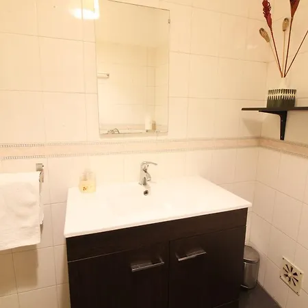Spacious Apartment Lisbon